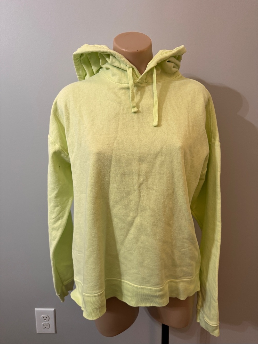 Hanes Chartreuse Yellow Green Hoodie Medium